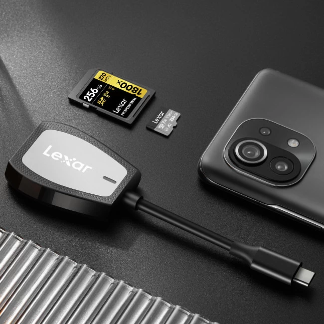Lexar Professional USB-C Dual-Slot Card Reader-Detail2