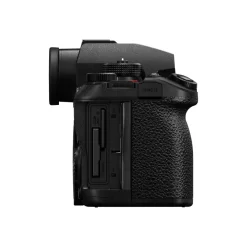 Panasonic Lumix DC-S1RII-Detail4