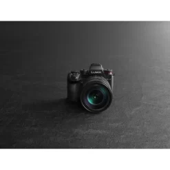 Panasonic Lumix DC-S1RII-Detail9