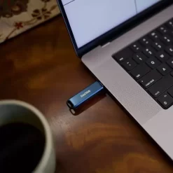 SanDisk Phone Drive for iPhone-Detail7