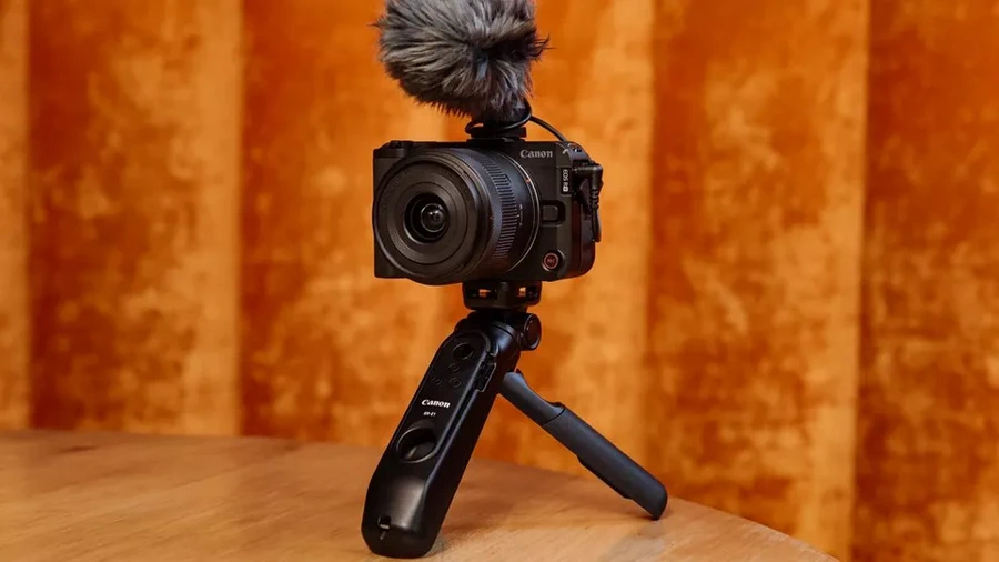 Canon EOS R50 V Mirrorless Camera-Des10