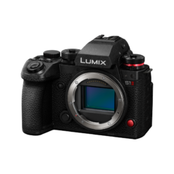 Panasonic Lumix S1II-Detail1