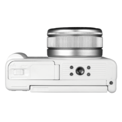 YASHICA City 200 Digital Camera-Detail11